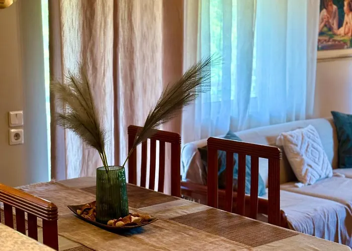 Arcadian Escape - Tsiaxtai Group Langadia